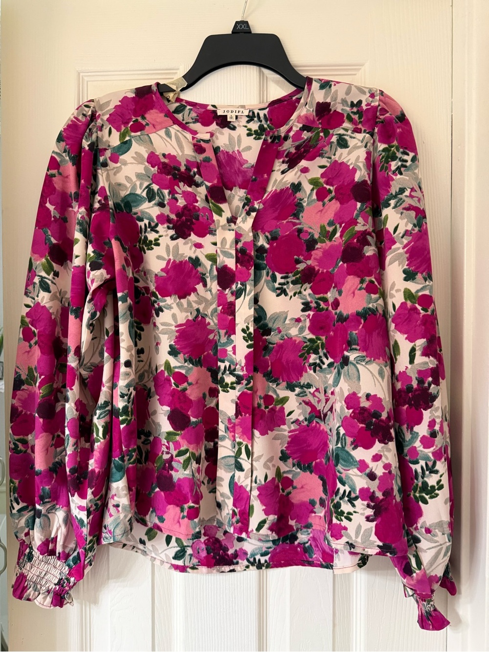 JODIFL Fuchsia Floral Long-Sleeve Button-Front Blouse